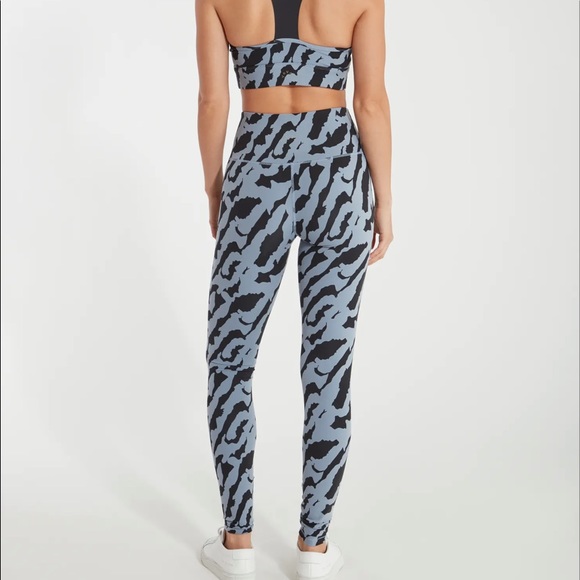 Varley Duncan Lolux Flint Shards Leggings - Picture 9 of 9